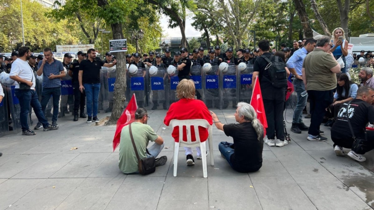 Protez atmak yasak