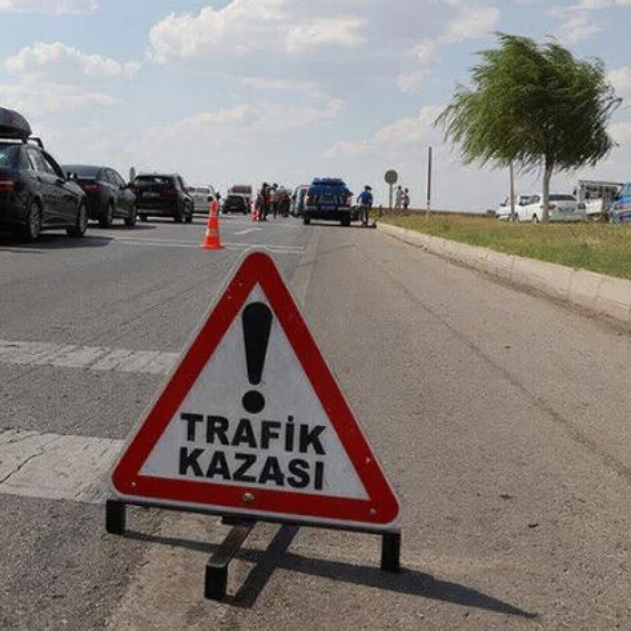 Afyonkarahisar'da kaza: 1 ölü, 6 yaralı
