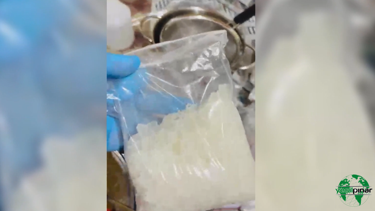 Konya'da Metamfetamin Üretim Atölyesine Operasyon: 9 Kilodan Fazla Uyuşturucu Ele Geçirildi