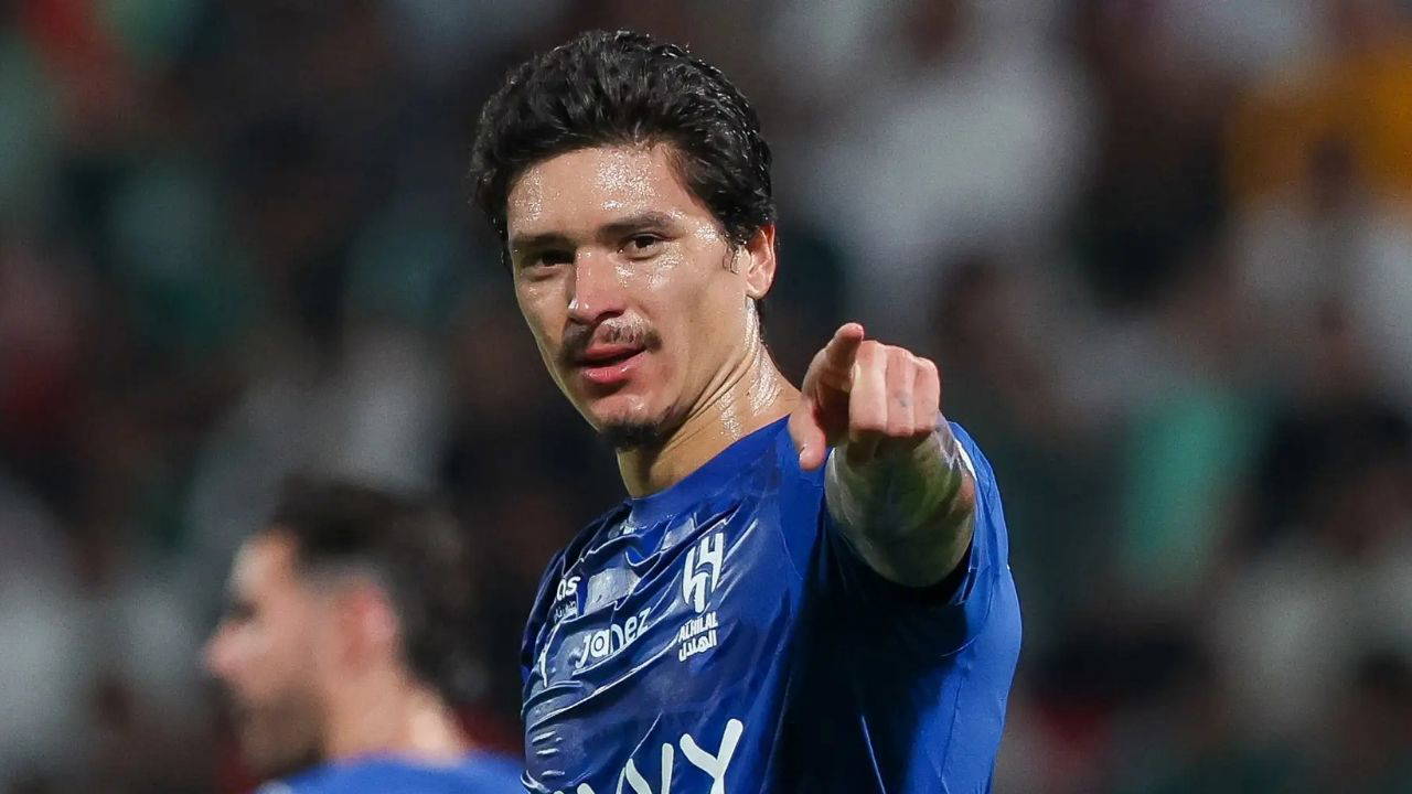 Darwin Nunez kimdir? Darwin Nunez kaç yaşında, nereli? Darwin Nunez hangi takımlarda oynadı?