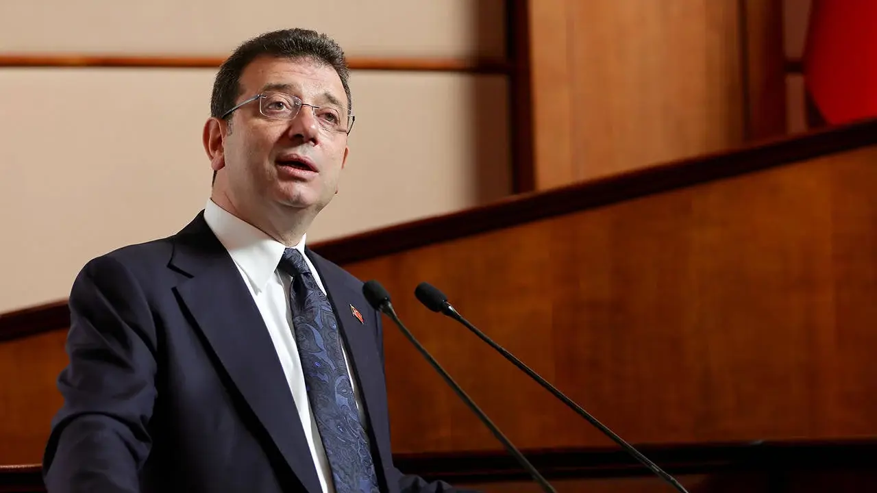 İmamoğlu'ndan 'çerçeve yasa' açıklaması: Genel Başkanımız Özel'in kararına imzamı atıyorum