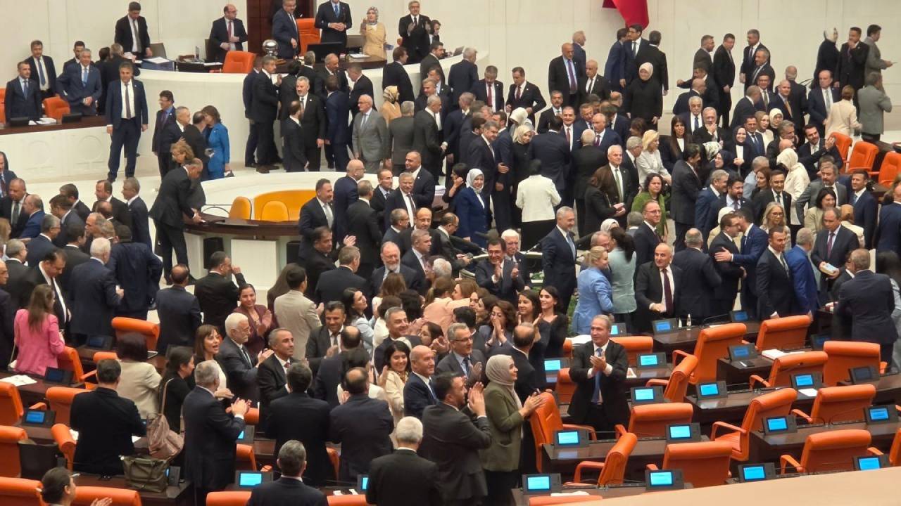 ‘Çerçeve’ mesaisi tamamlandı: 468 evet, 88 hayır oyu