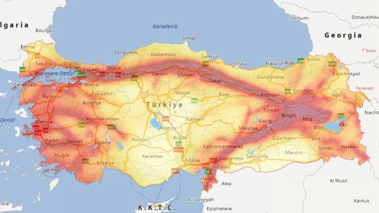 Fay haritaları hakkında doğru bilinen yanlış:  Prof. Dr. Osman Bektaş açıkladı... 'Diri fay haritası deprem haritası değildir!'