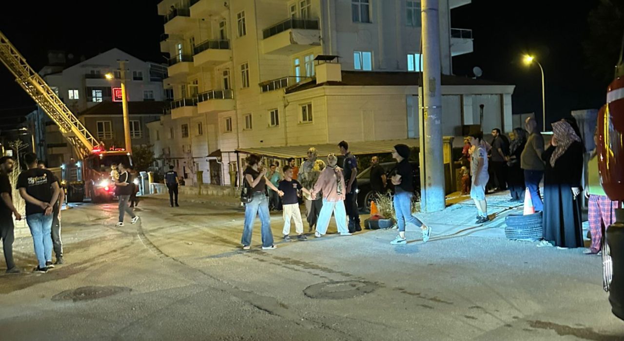 Karaman'da Mangal Restoranının Bacası Alev Aldı: İtfaiyeden Hızlı Müdahale