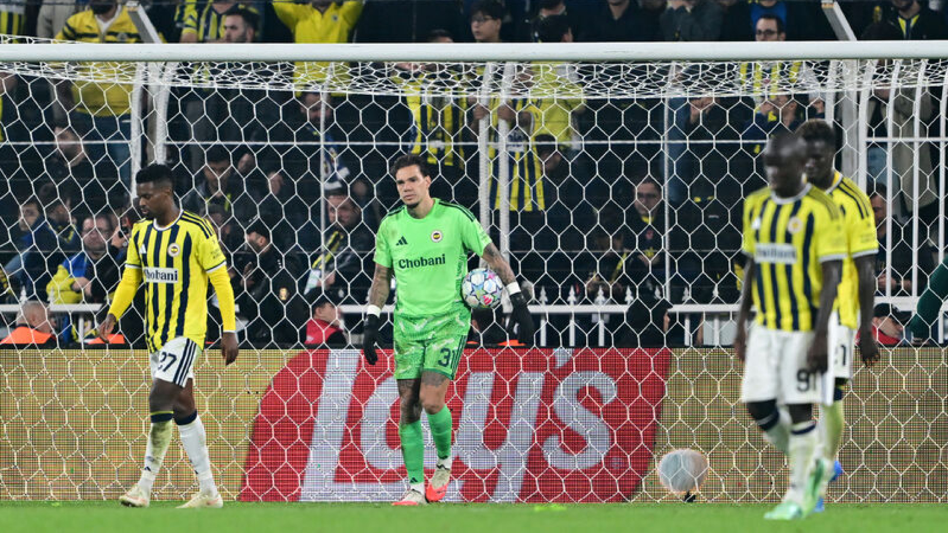 Fenerbahçe'de Devler Ligi'nde son dakika şoku