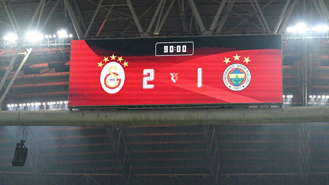 PFDK ''tescil'' vurgusu yaptı: Galatasaray'a Fenerbahçe logosundan ceza!