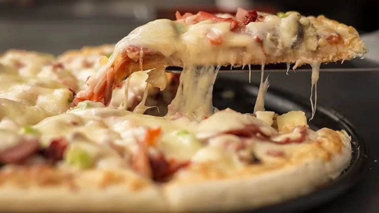 Pizza devi Türk iş insanına satıldı
