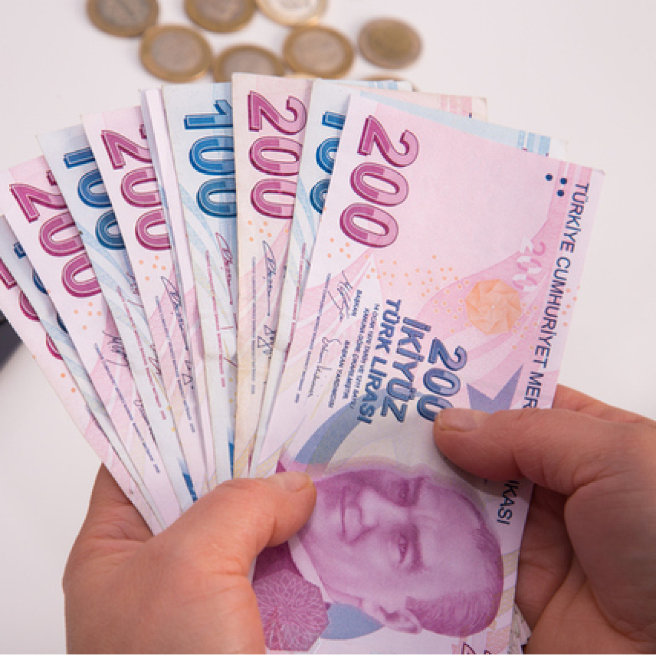 Asgari ücrete ara zam var mı?