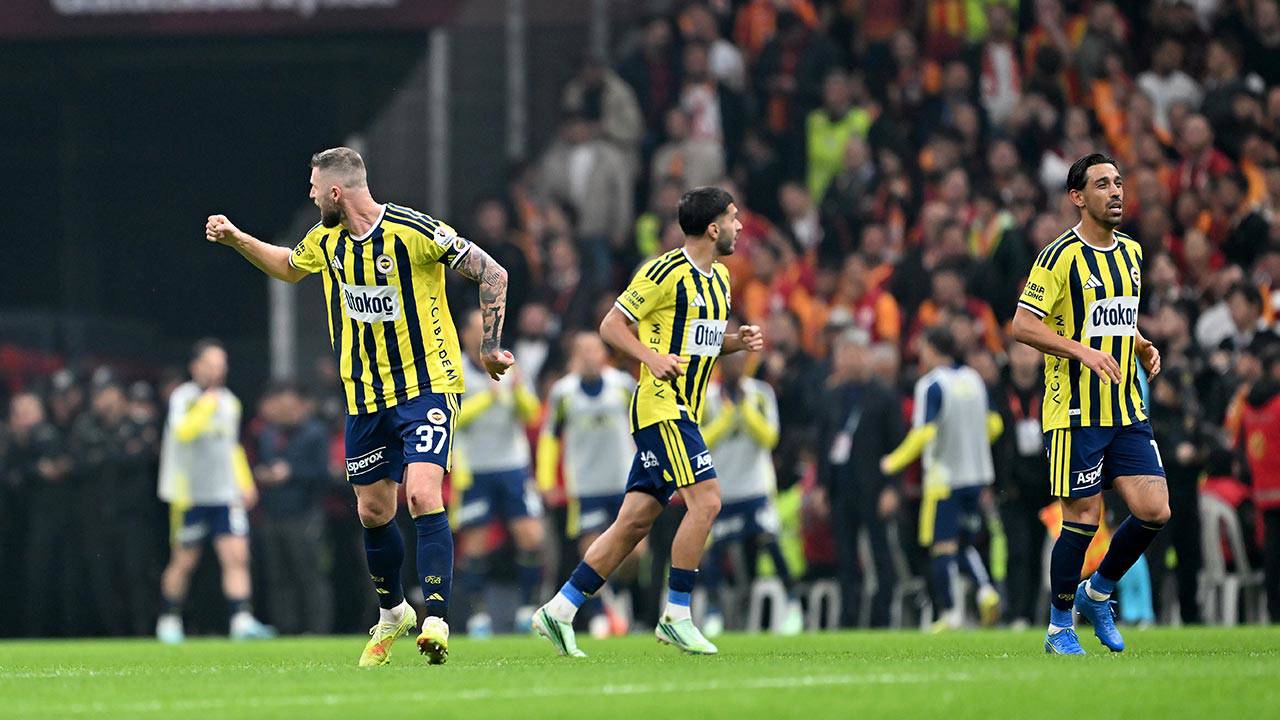 Fenerbahçe, Dirk Kuyt ile ilk maçına çıkıyor: Muhtemel ilk 11