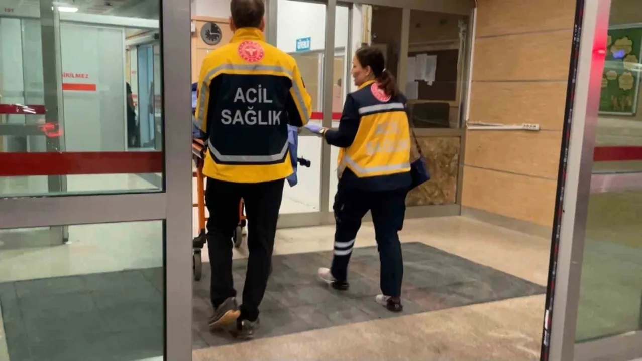 Karaman’da parkta bıçaklı kavga: 1 yaralı