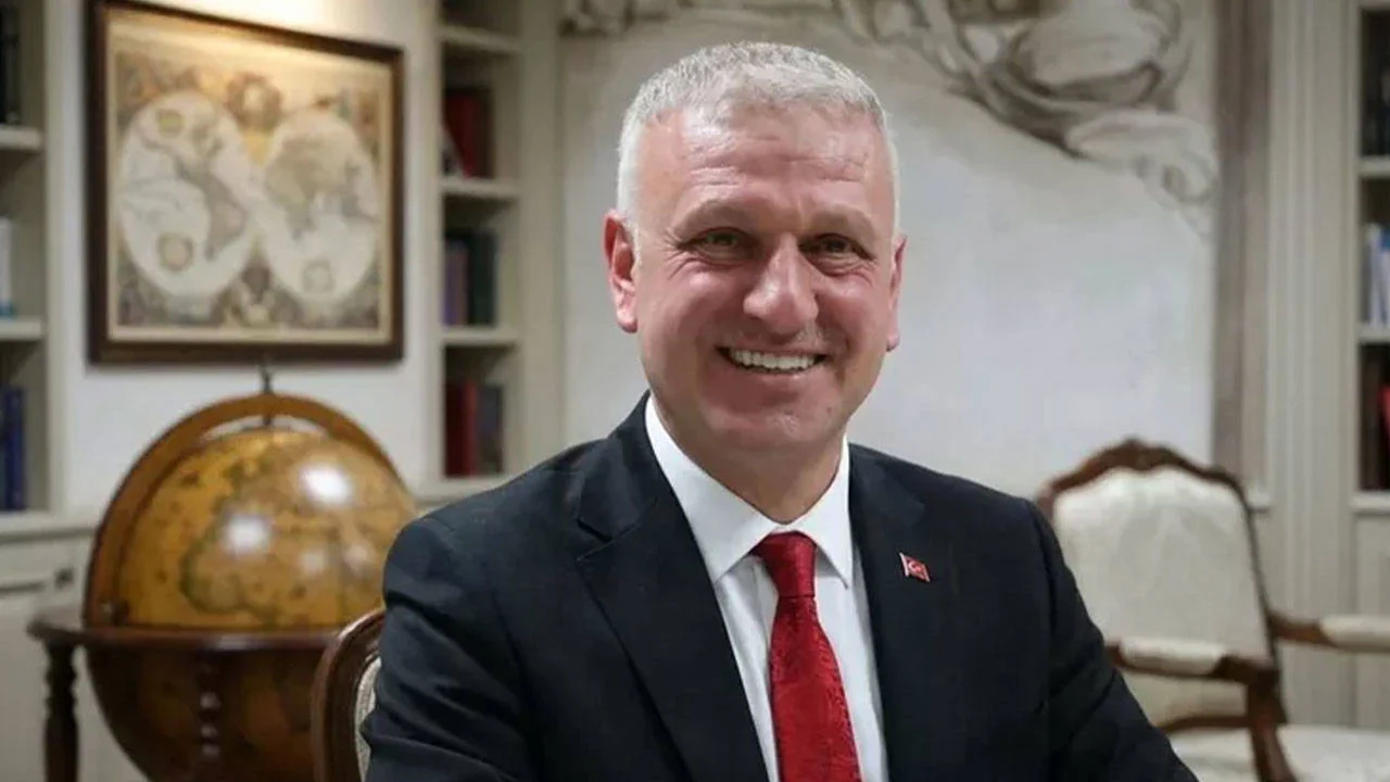 Azerbaycan basını Erdoğan'ın başdanışmanı Oktay Saral'ın istifasını nasıl gördü?
