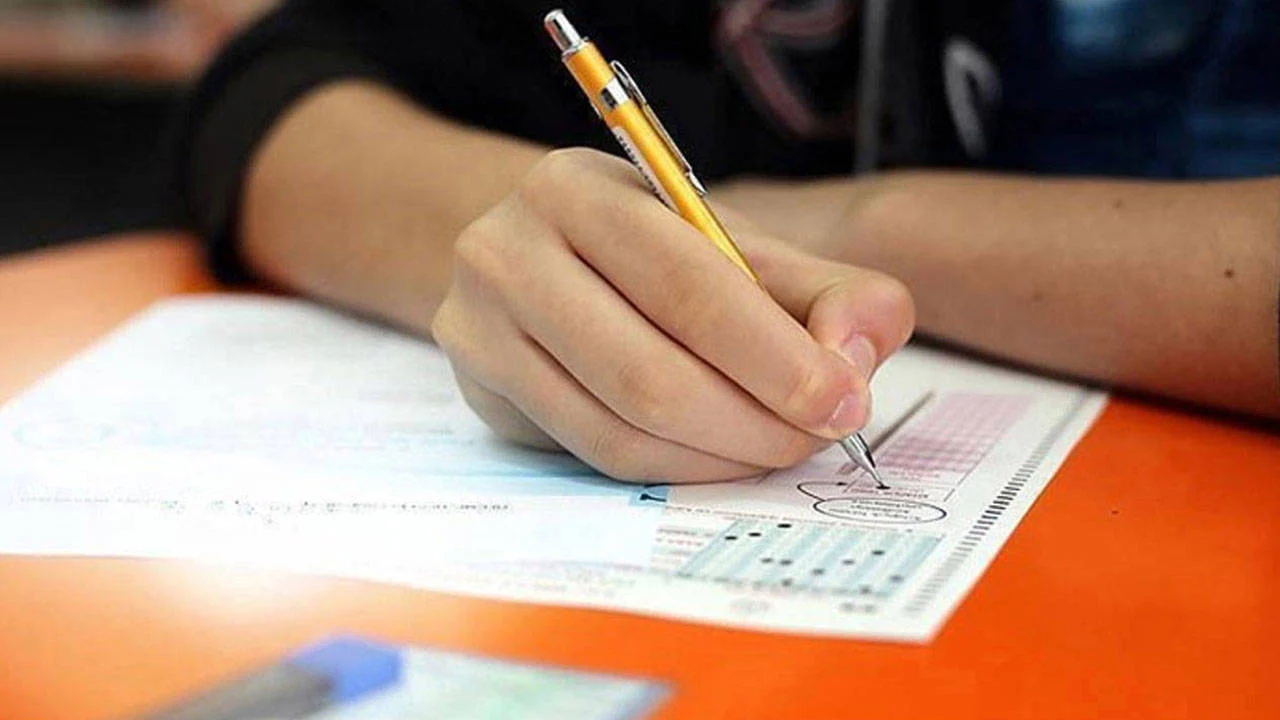 KPSS maratonu sürüyor: Sınav giriş belgeleri erişime açıldı