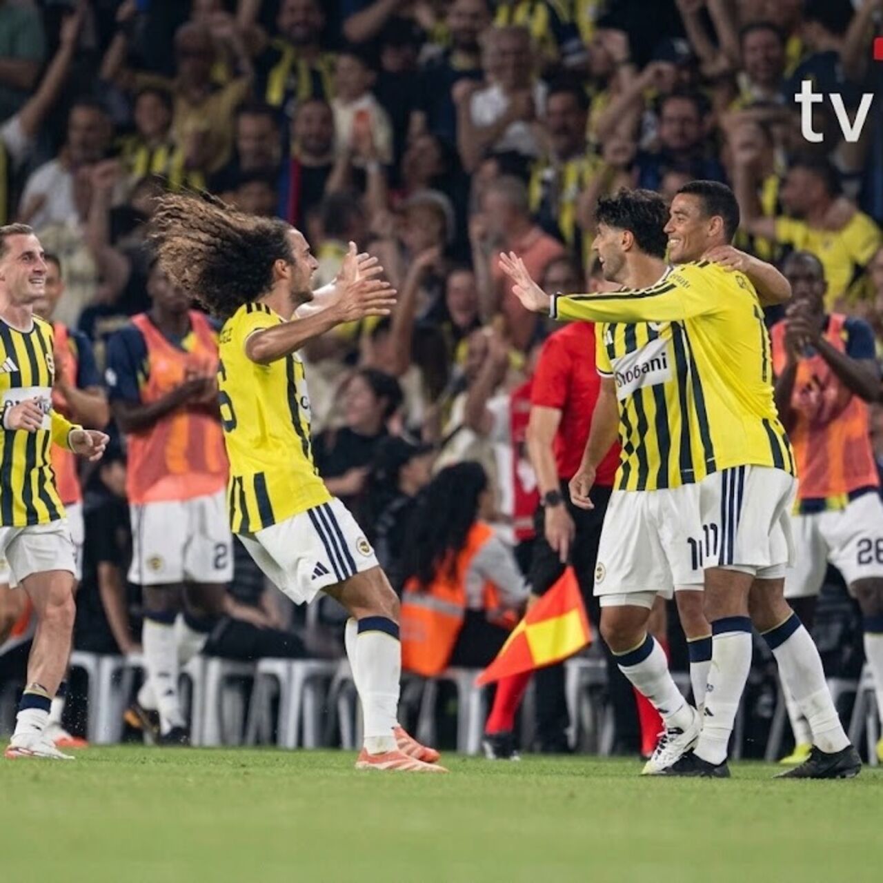 TV100 canlı yayın, uydu ve frekans bilgileri