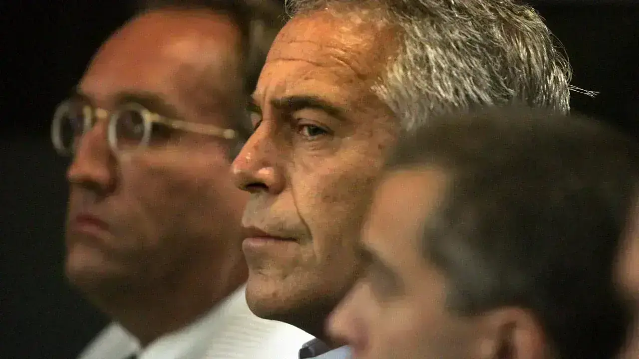 ABD'de Epstein’e "çocukluk fotoğrafları" davası