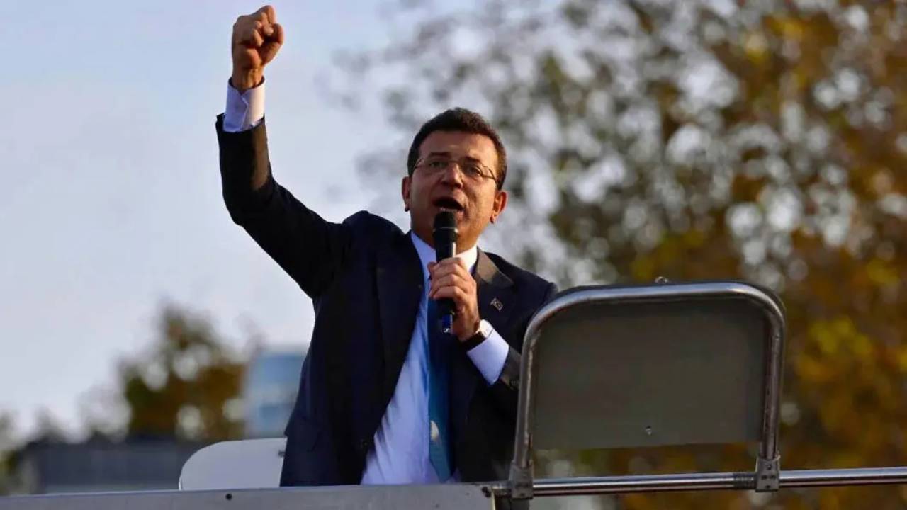 İmamoğlu'ndan  gençlere "YENİ Parti" çağrısı: "Kenetlenin"