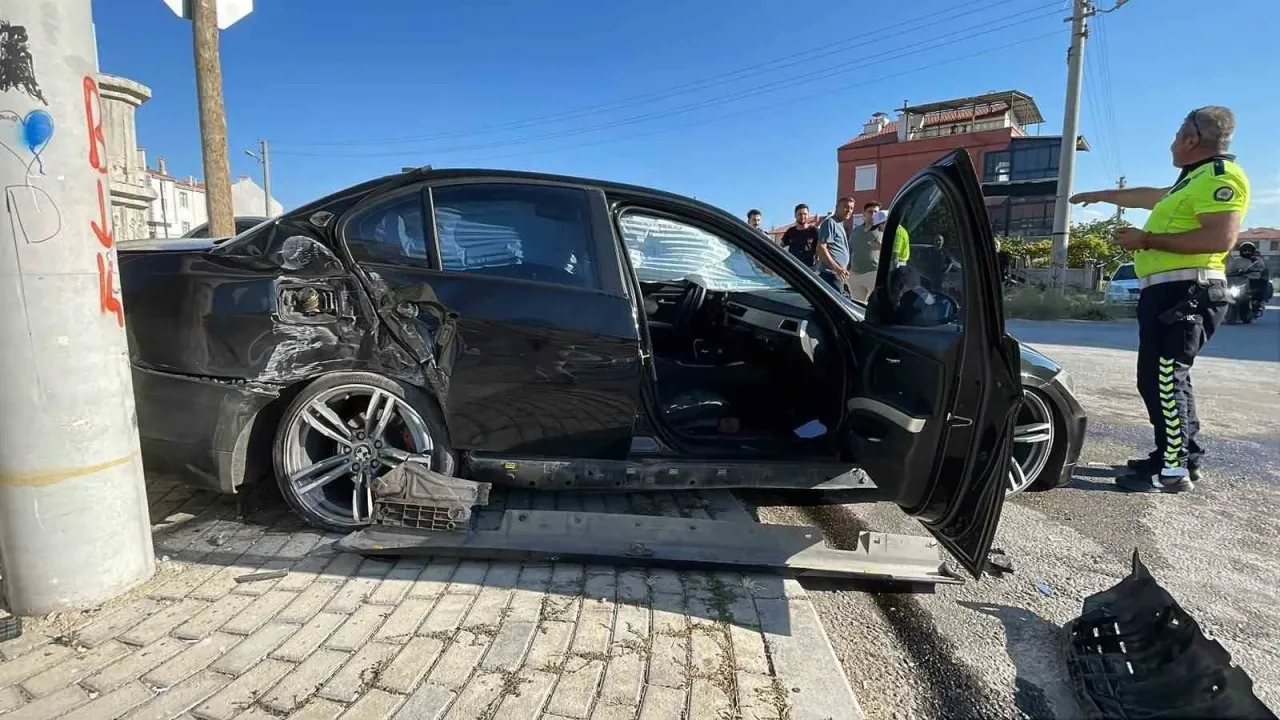 Karaman’da iki otomobil çarpıştı: 5 yaralı