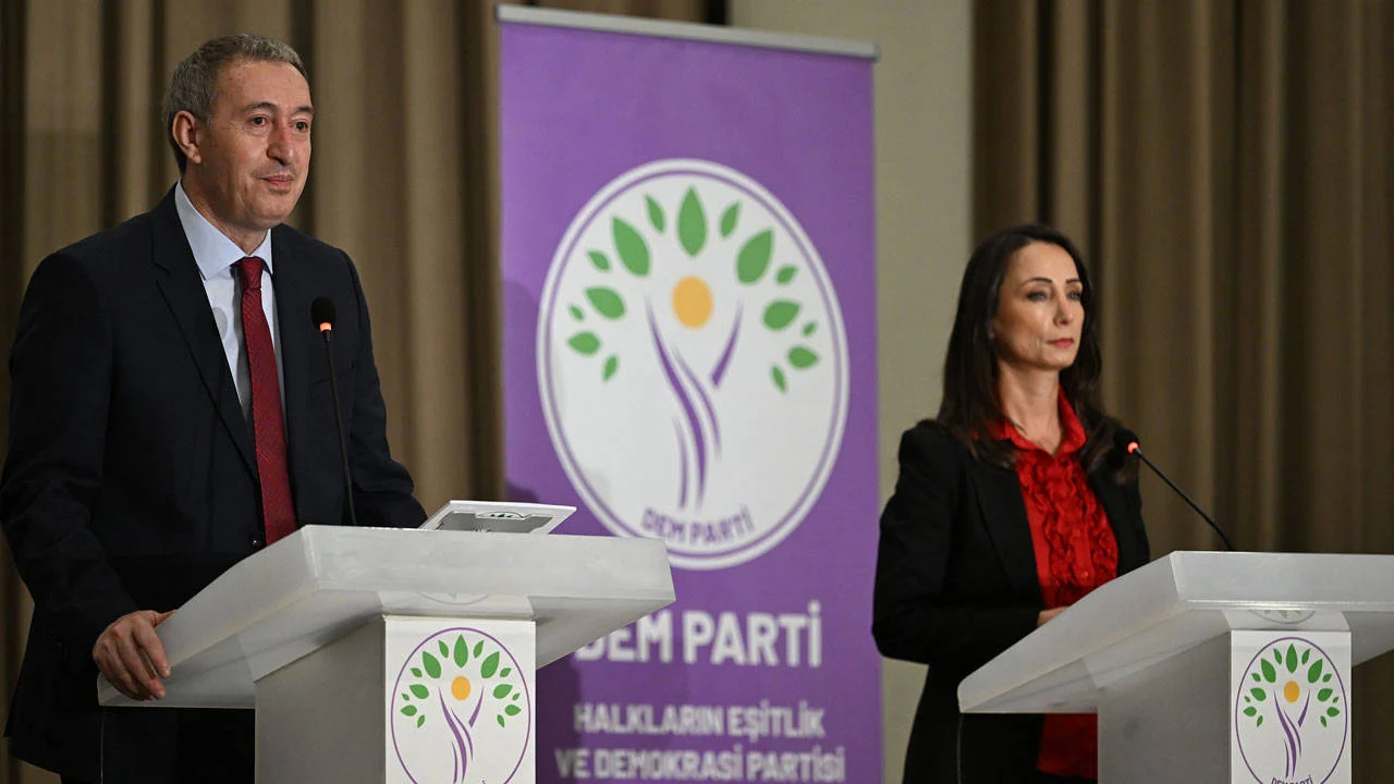 Bakırhan ve Hatimoğulları'ndan çağrı: Meclis 1 Ekim’i beklemeden toplanmalıdır