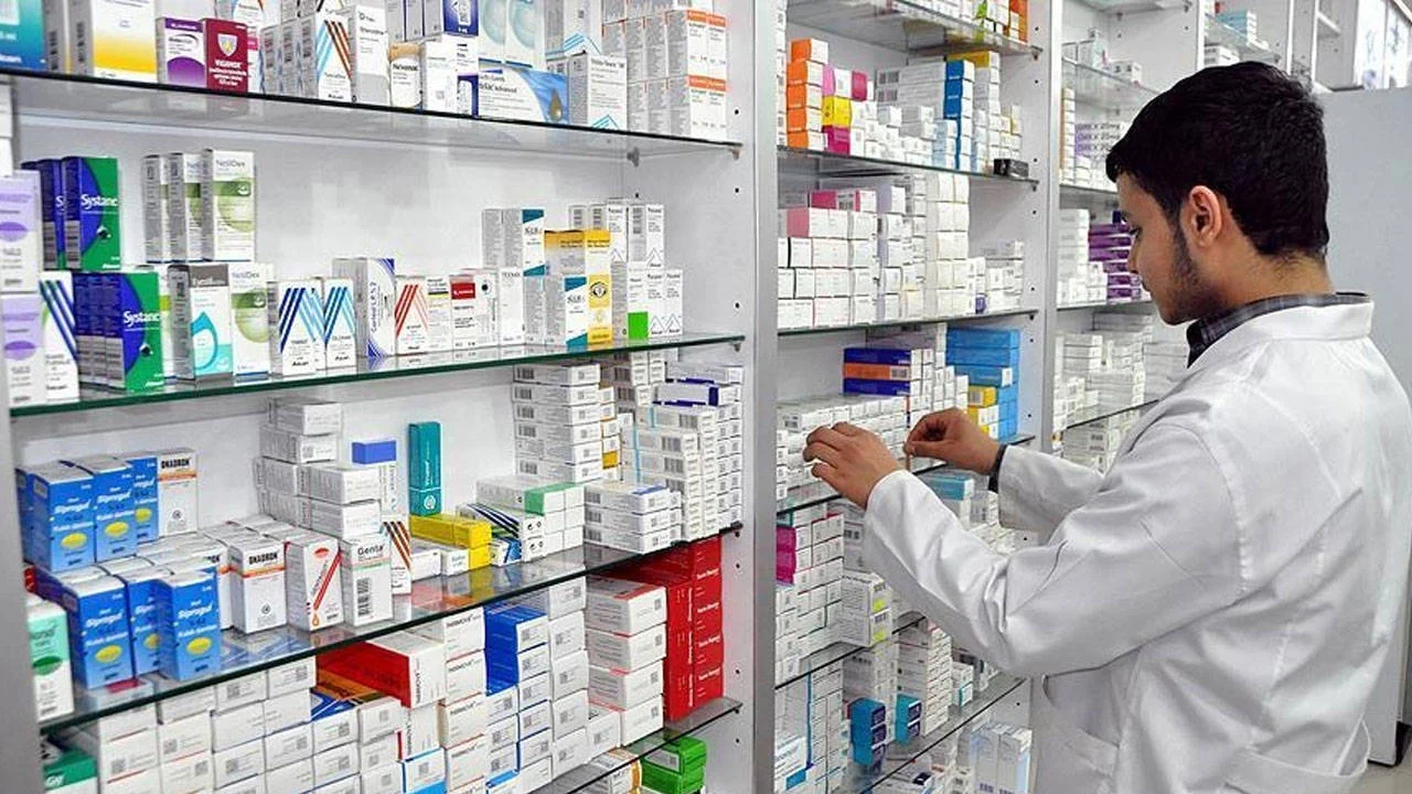 TEİS Başkanı Saydan: Grip aşısı yetersiz, ilaç bulunamıyor, yük eczacıya kalıyor