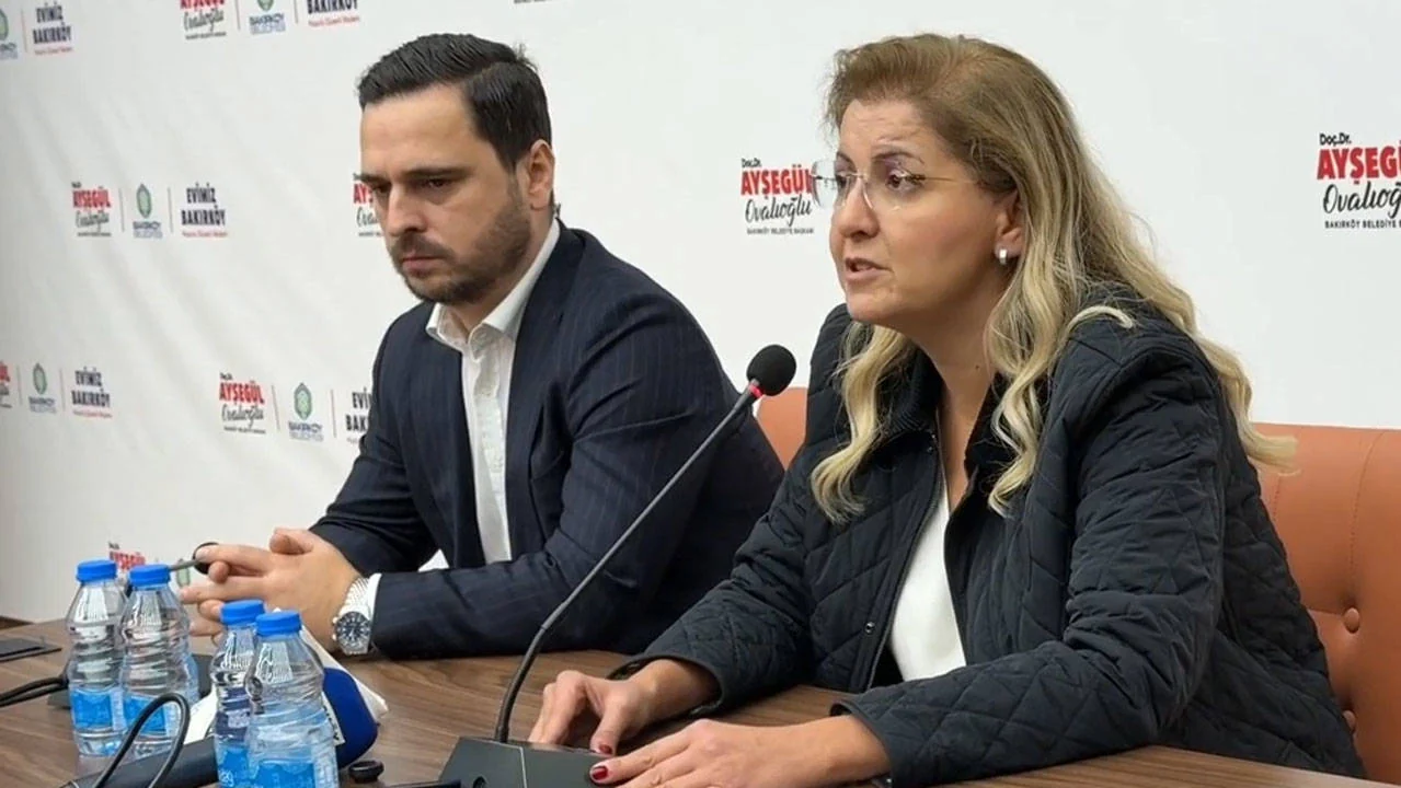 Babası ve yardımcıları gözaltına alınmıştı: Bakırköy Belediye Başkanı'ndan açıklama