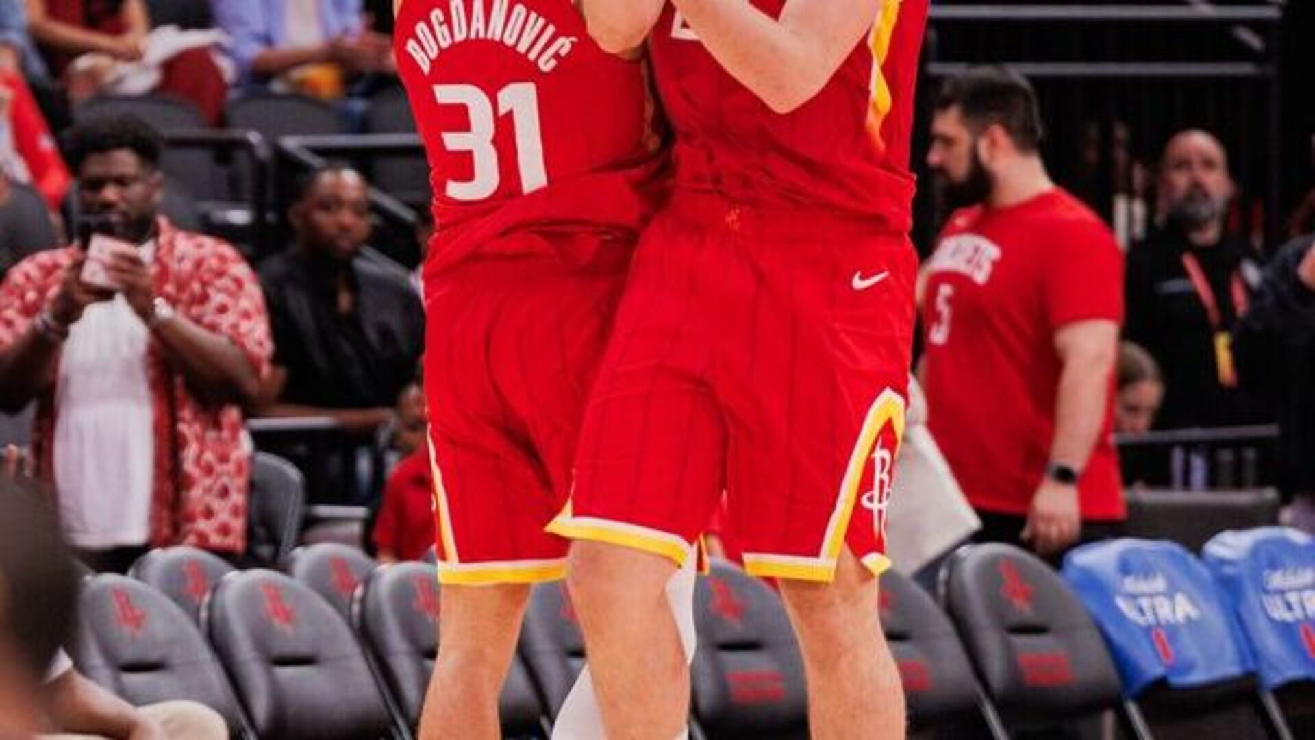 Alperen'den, Atlanta'ya karşı double-double!