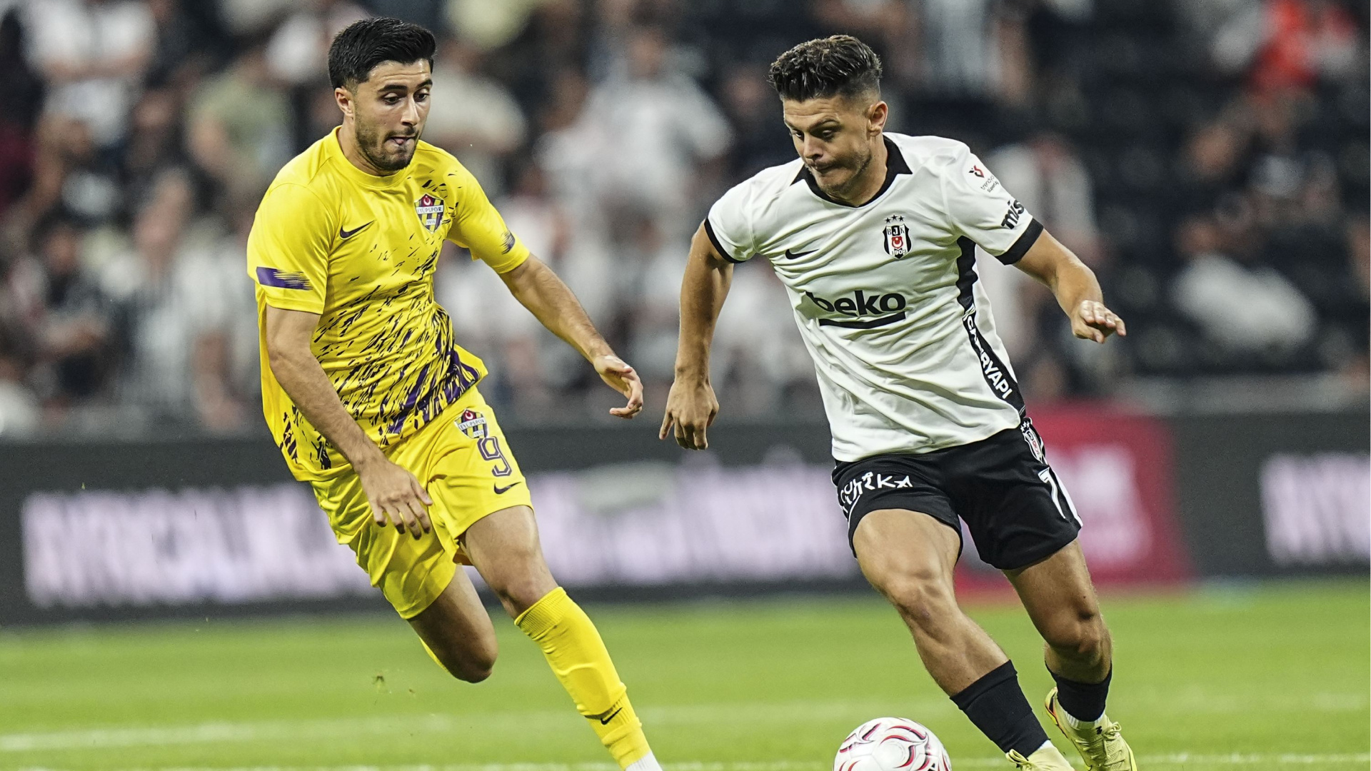 Beşiktaş'a Rashica'dan kötü haber!
