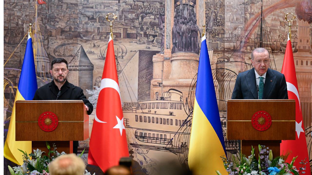 Erdoğan ile Zelenski'den ortak açıklama: Karadenizde seyrüsefer güvenliği vurgusu