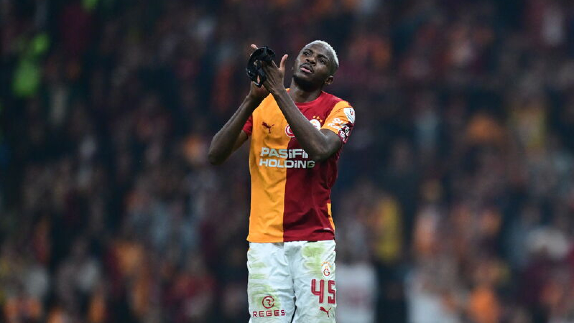Victor Osimhen'in mutlu günü!