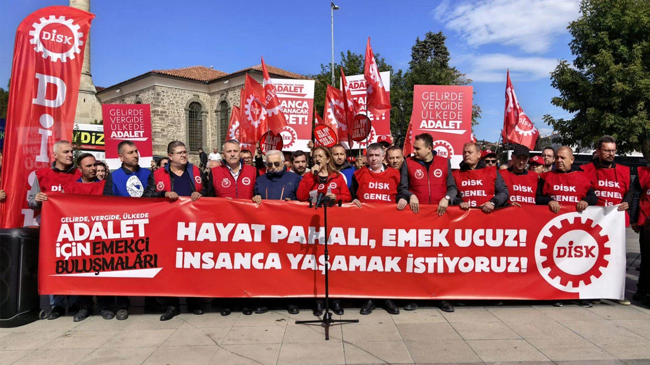DİSK'in Emekçi Buluşmaları sürüyor: Asgari ücretlinin 6 bin yılda kazandığını fonlarla 4 ayda elde ettiler