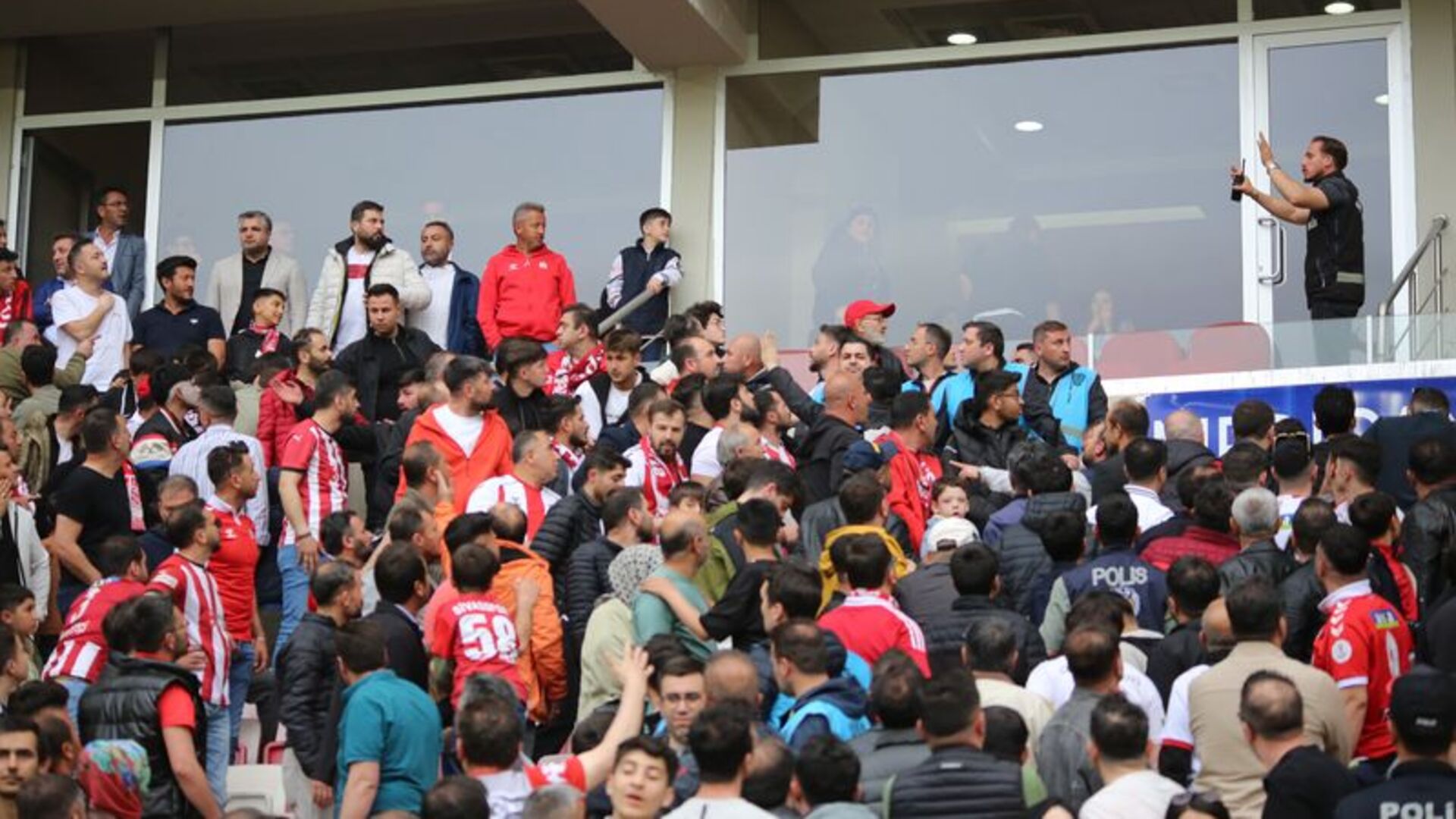 Sivas’ta 'Yönetim istifa' sesleri