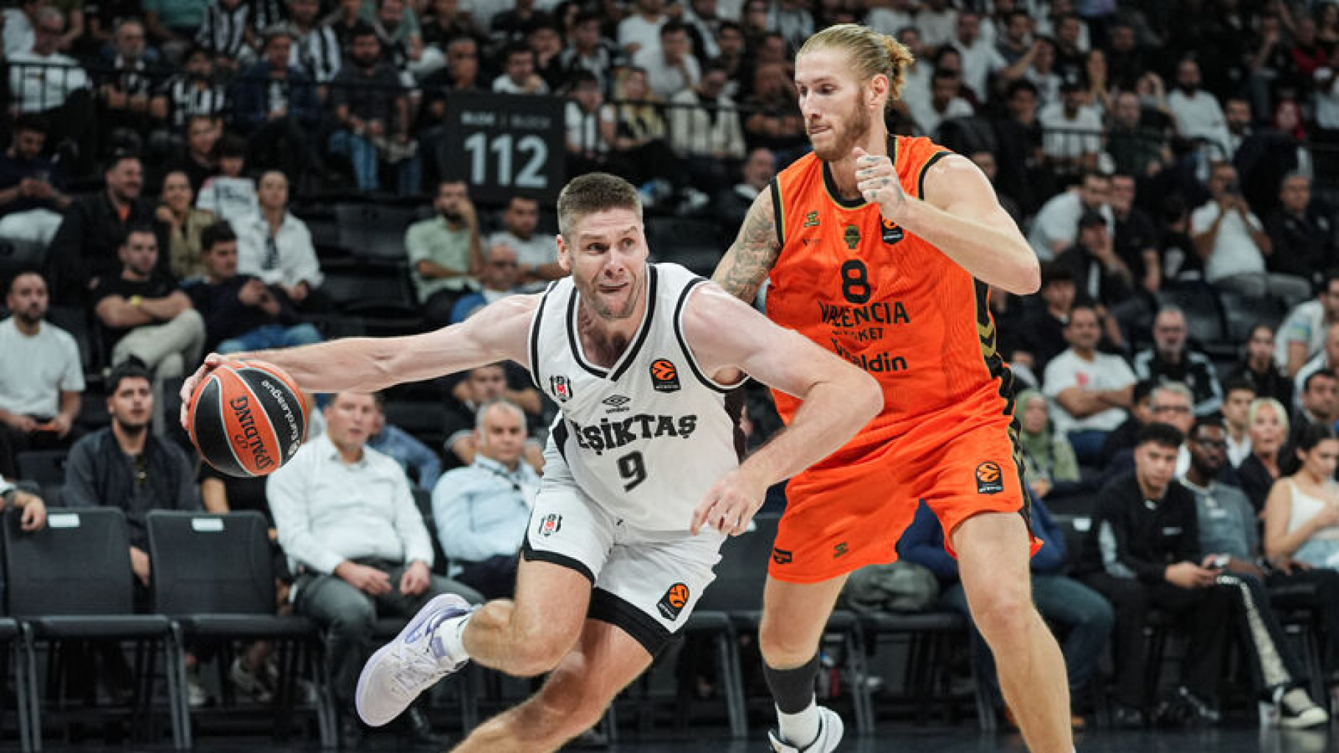 Beşiktaş sezona mağlubiyetle başladı!