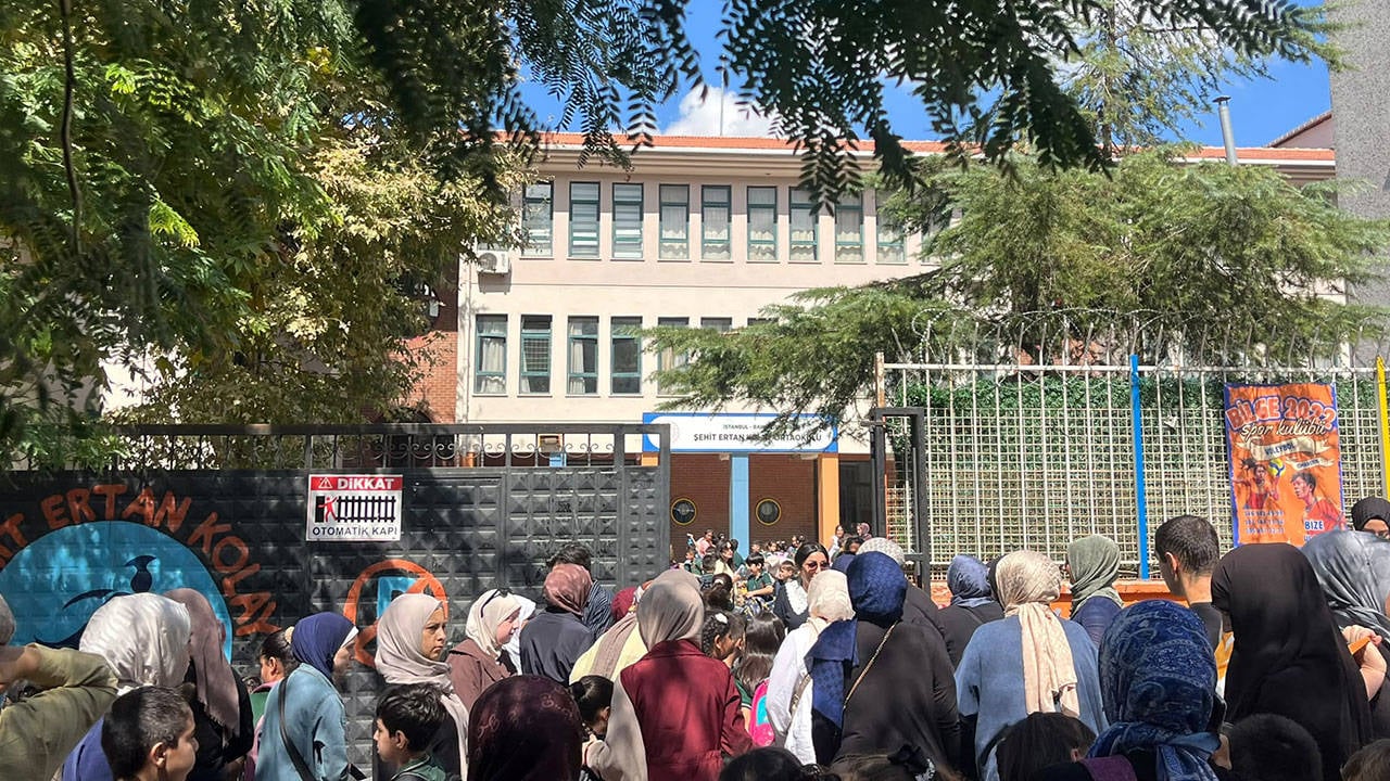 Misafirlik uzadı, eğitim kısaldı