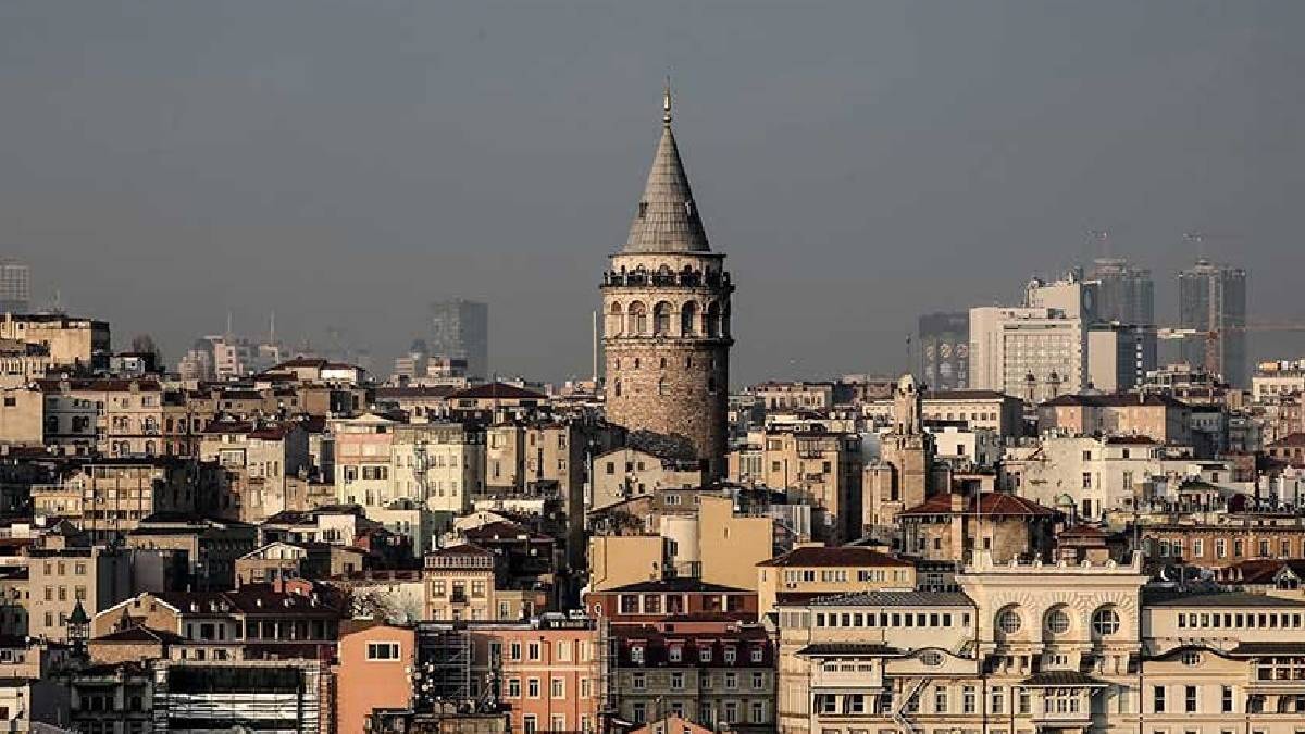 İstanbul'a serinlik müjdesi!  Çifte dalga yurdu terk etti