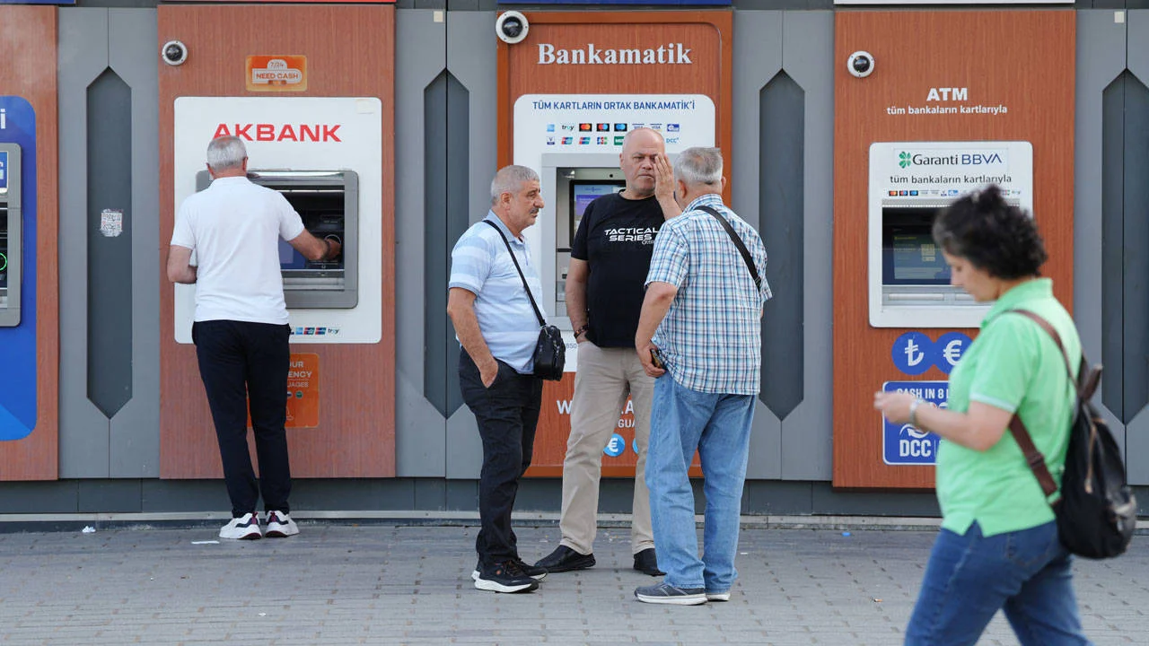 Milyonları ilgilendiriyor: Yargıtay'dan dikkat çeken "emekli maaşı" kararı