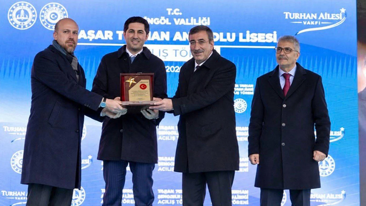Dini çevrelerden siyasete temaslar