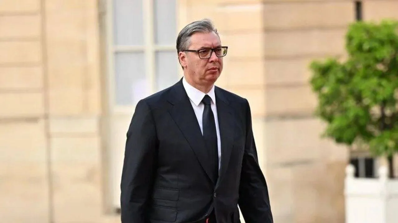 Sırbistan Cumhurbaşkanı Aleksandar Vucic istifa etti