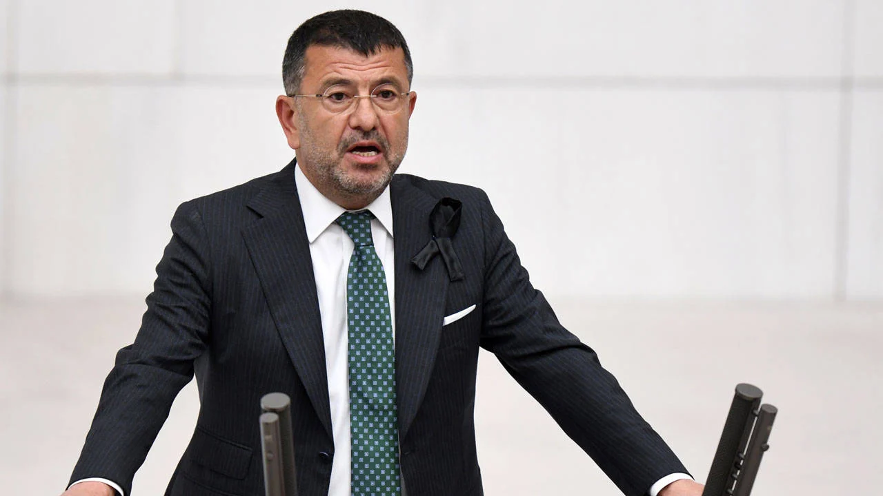 Veli Ağbaba hastaneye kaldırıldı