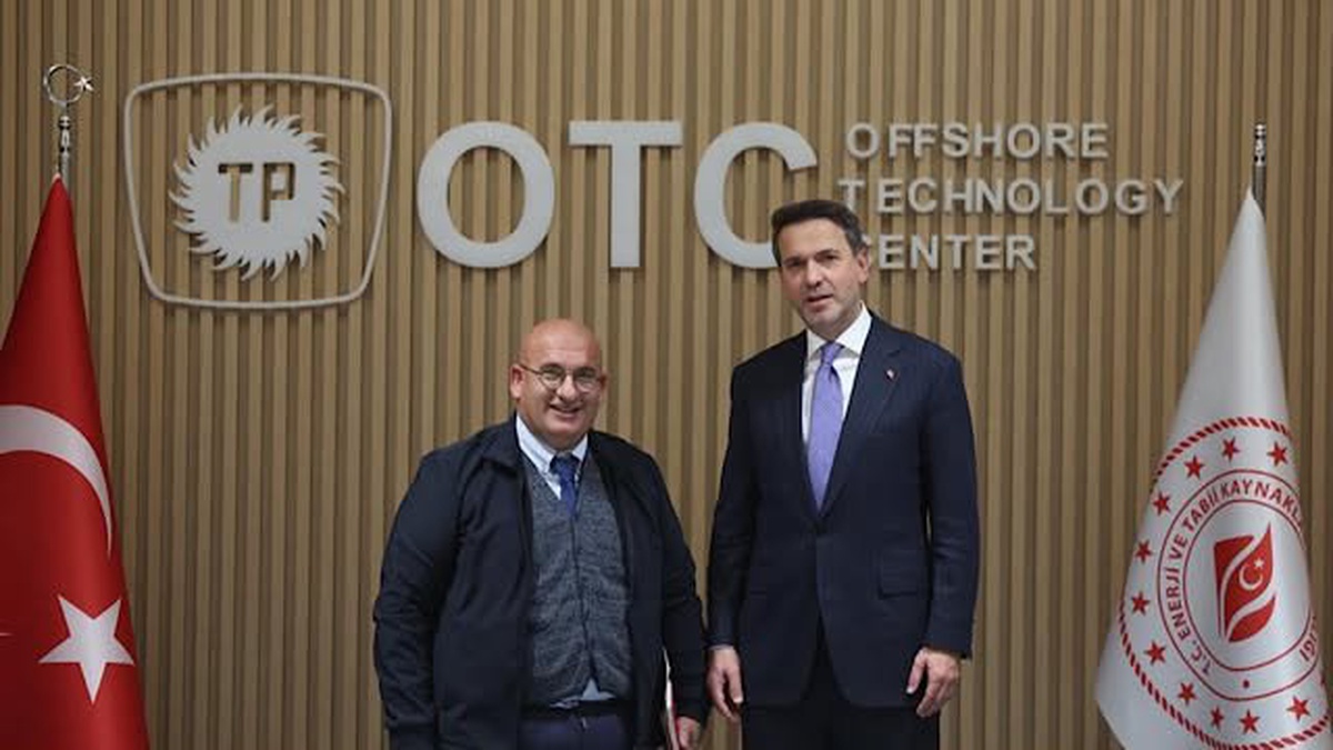 Zonguldak Filyos'ta Osman Gazi Yüzer Üretim Platformu Karadeniz'e uğurlandı