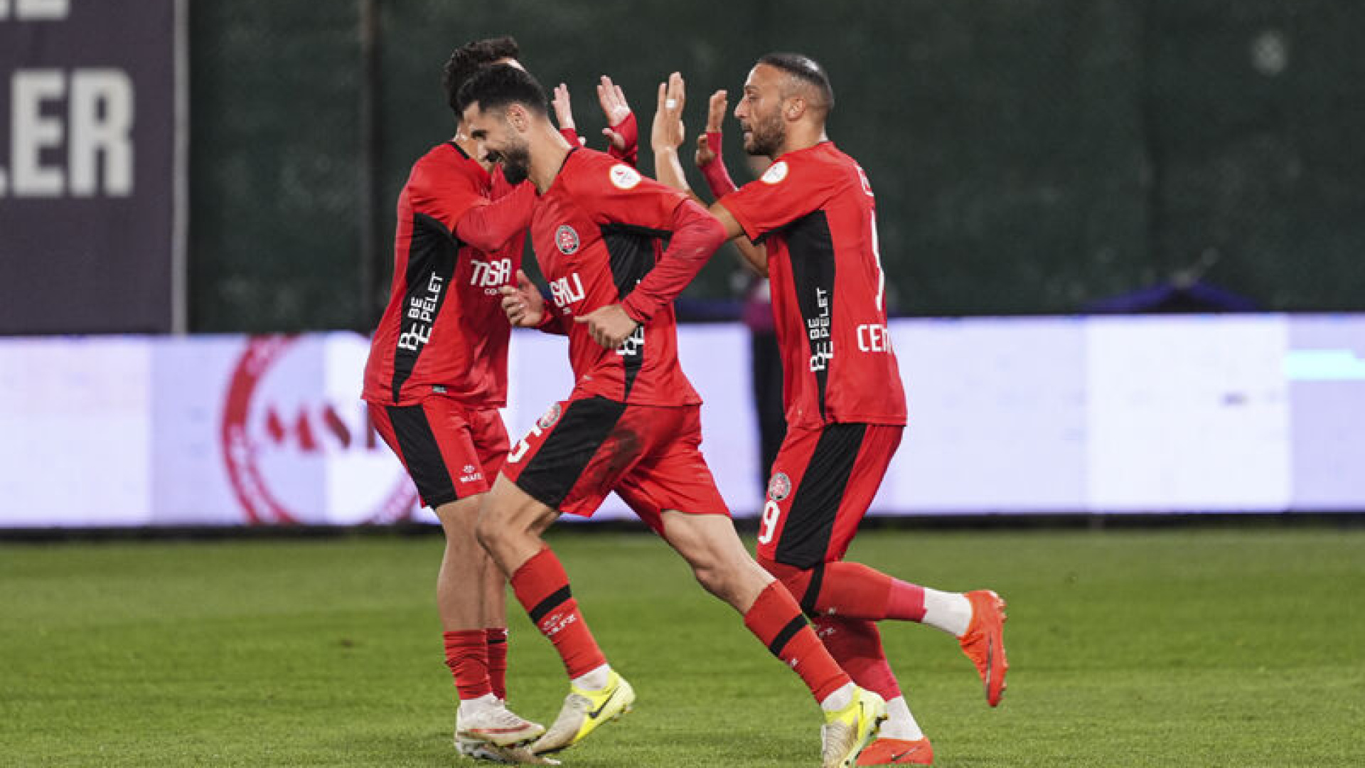 Fatih Karagümrük üç maç sonra kazandı!