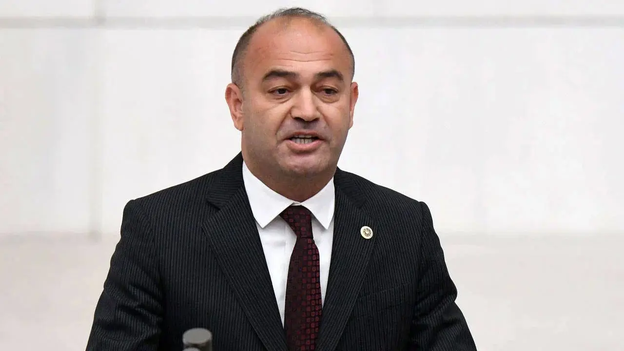 Özgür Karabat’tan fon krizi tepkisi: “Bu 10 ayın hesabını kim verecek?”
