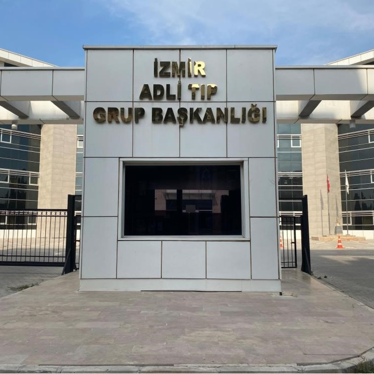 Uyuşturucu kullandığı öne sürülen oğlunu öldürdü!