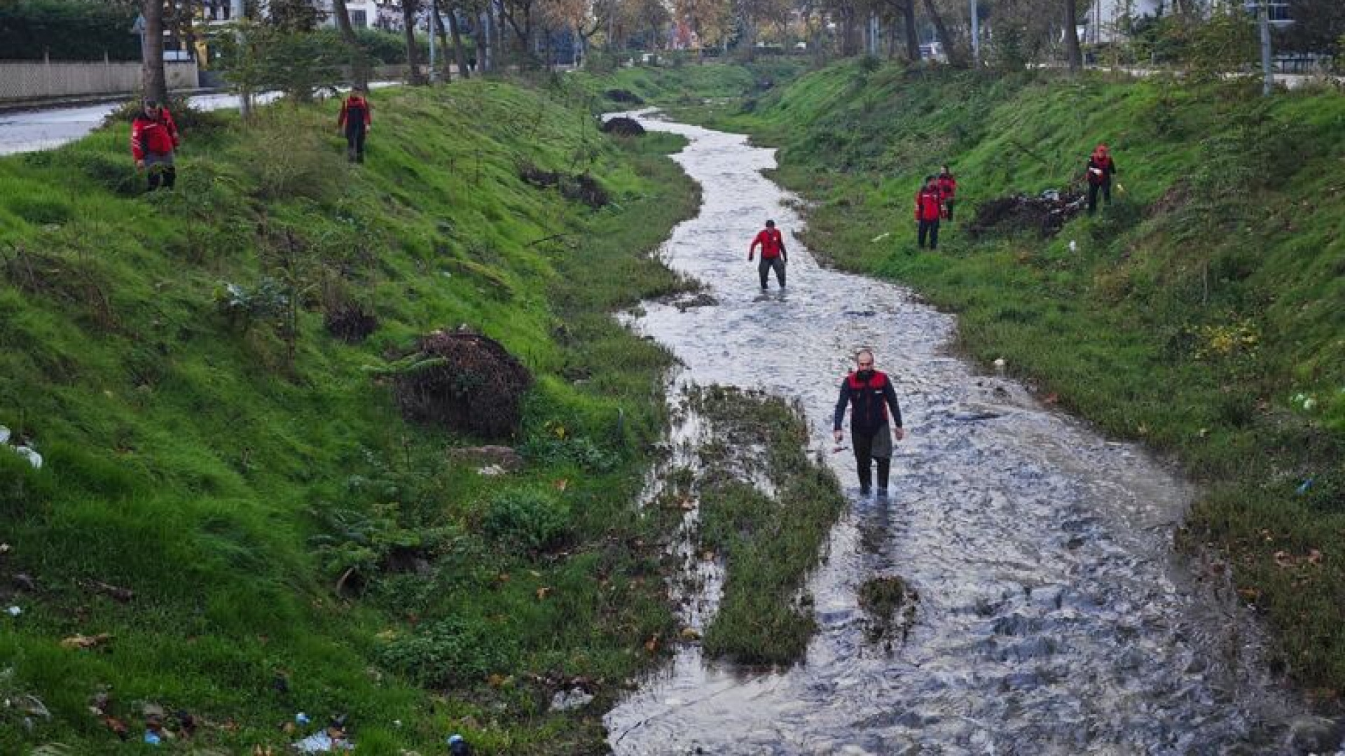 Ekipler Emrah Gedik için seferber oldu