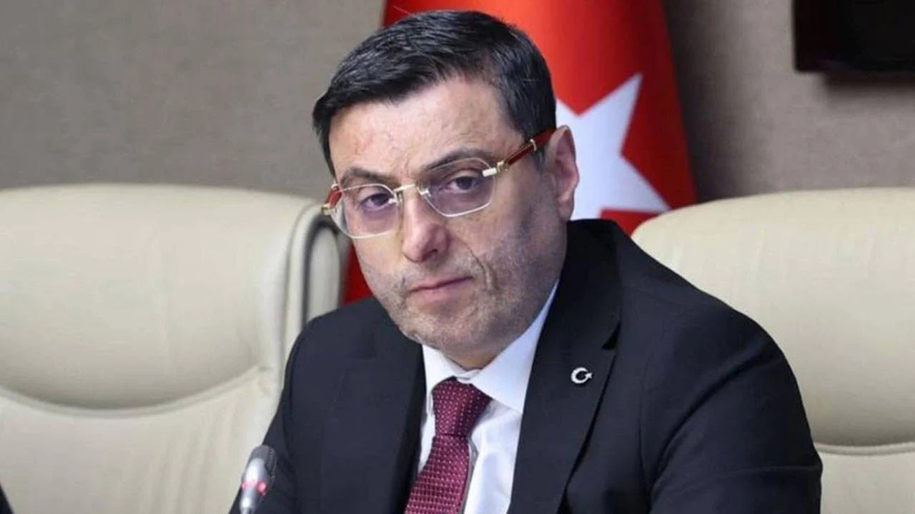 AKP'lilerin 'truva atı' ilan ettiği vekilden yeni açıklamalar: "Bir zincir var, herkes birbirine bulaşmış"