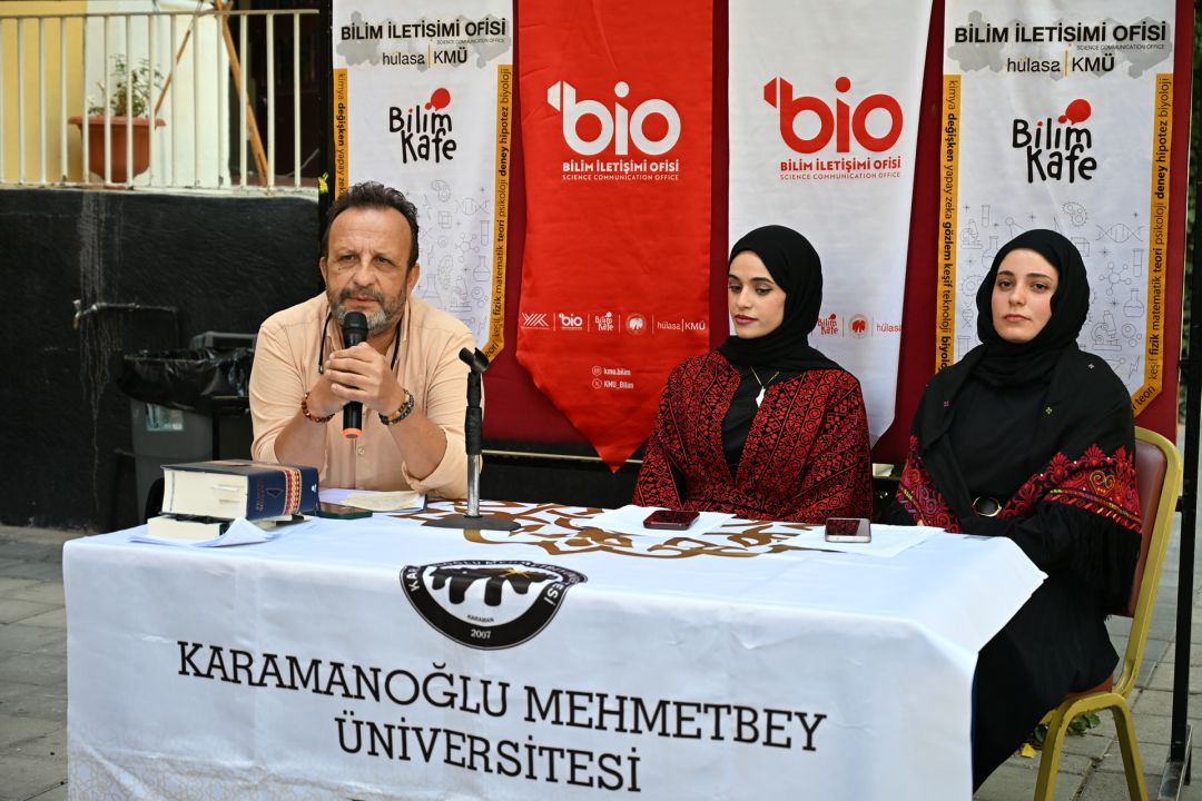 KMÜ'de "Gazze'de Öğrenci Olmak" Paneli