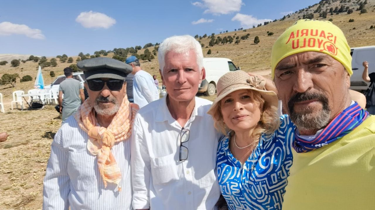 2 bin 700 rakımlı zirvede 800 yıllık gelenek: Bulgar Bozoğlan buluşması gerçekleştirildi