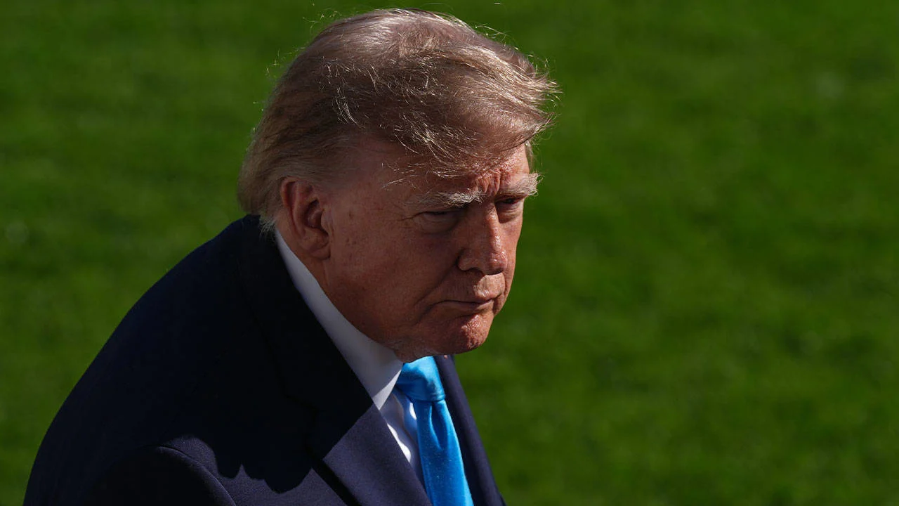 Trump açıkladı: İngiltere'deki ABD bombardıman uçakları İran tehdidi nedeniyle çekildi