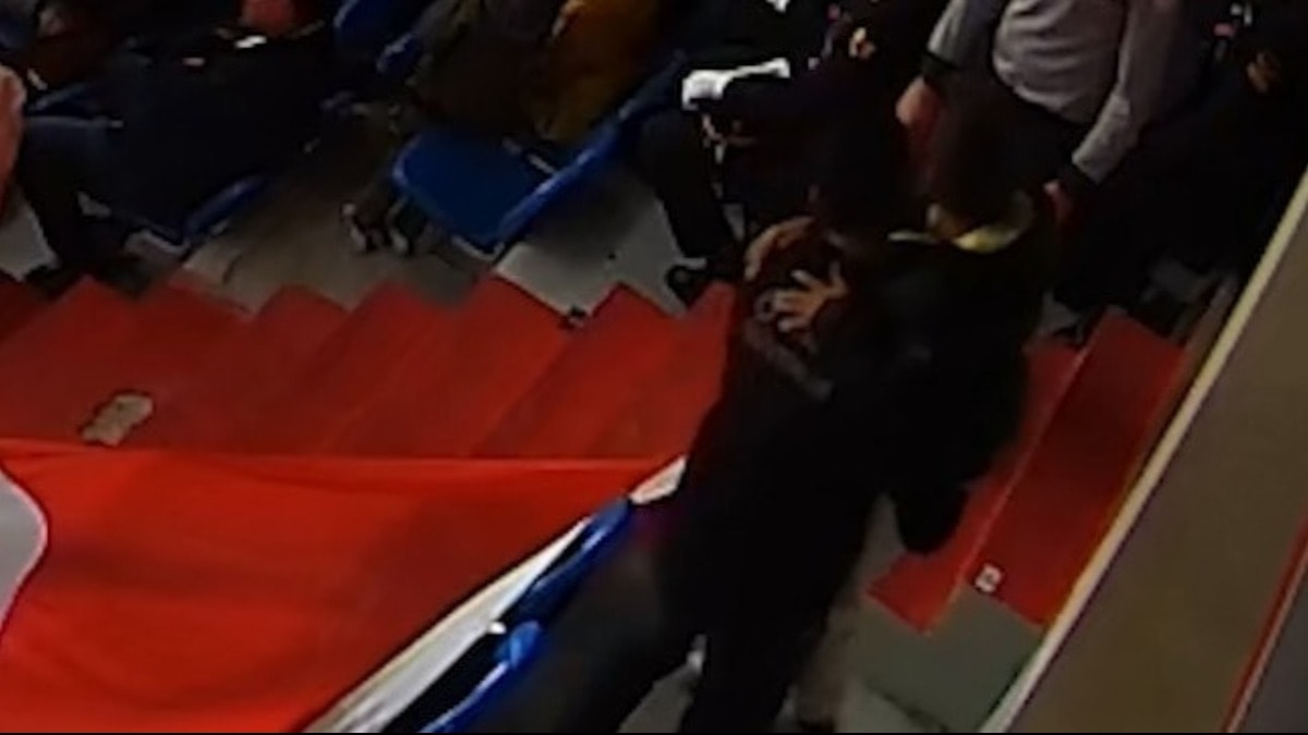 29 Ekim töreninde örnek davranış