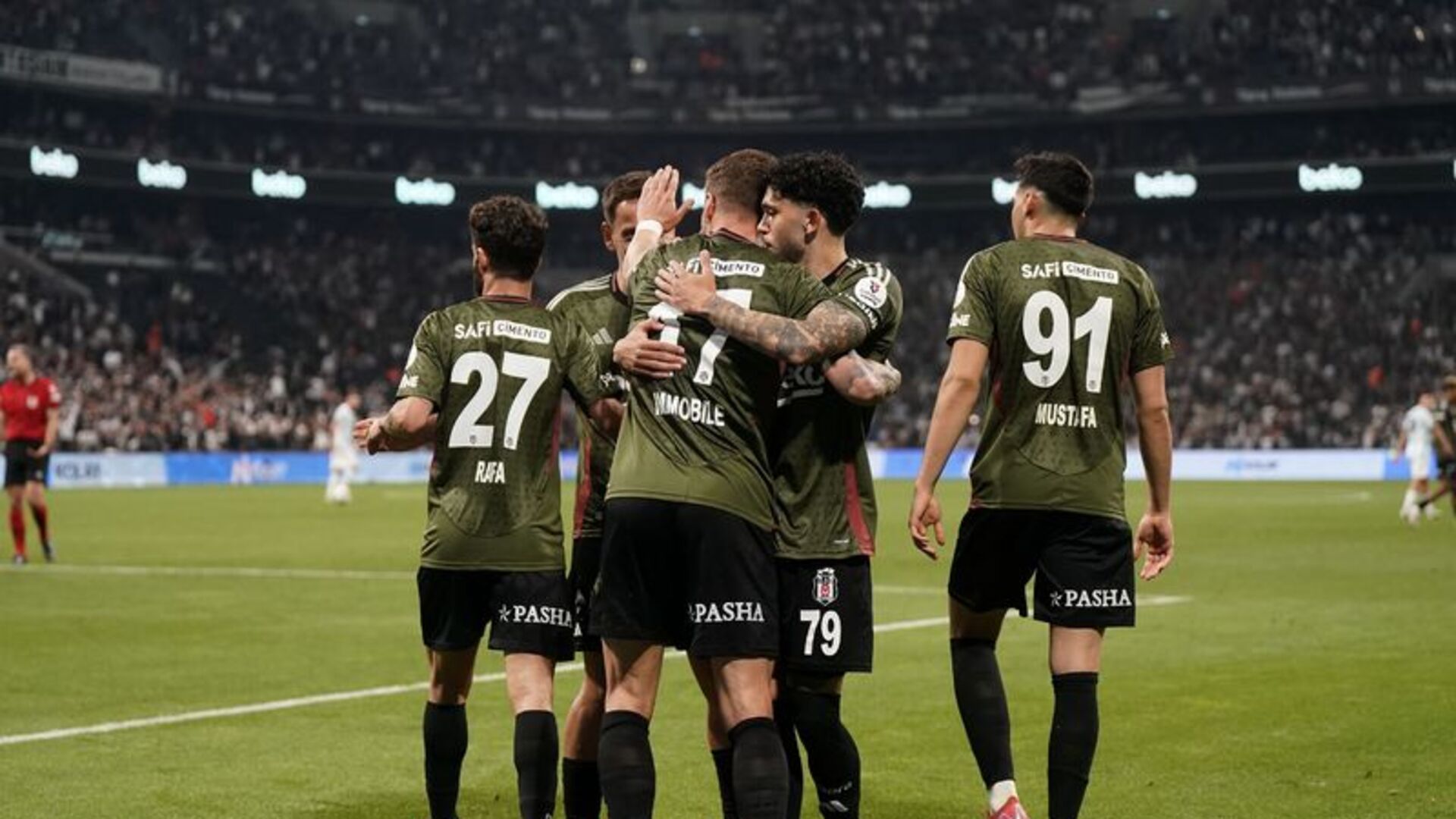 Beşiktaş galibiyet serisini 3 maça çıkardı!