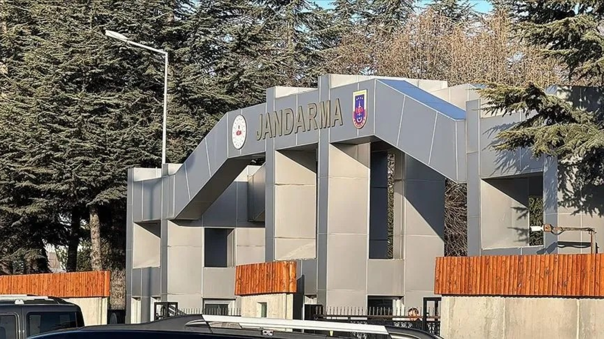 Bolu Belediyesine yönelik operasyonda 3 tutuklama