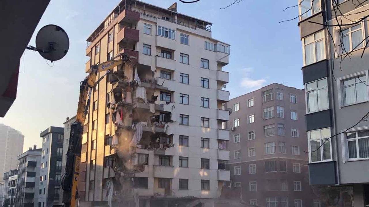 Şefsiz şantiyeler güvenliği riske atar