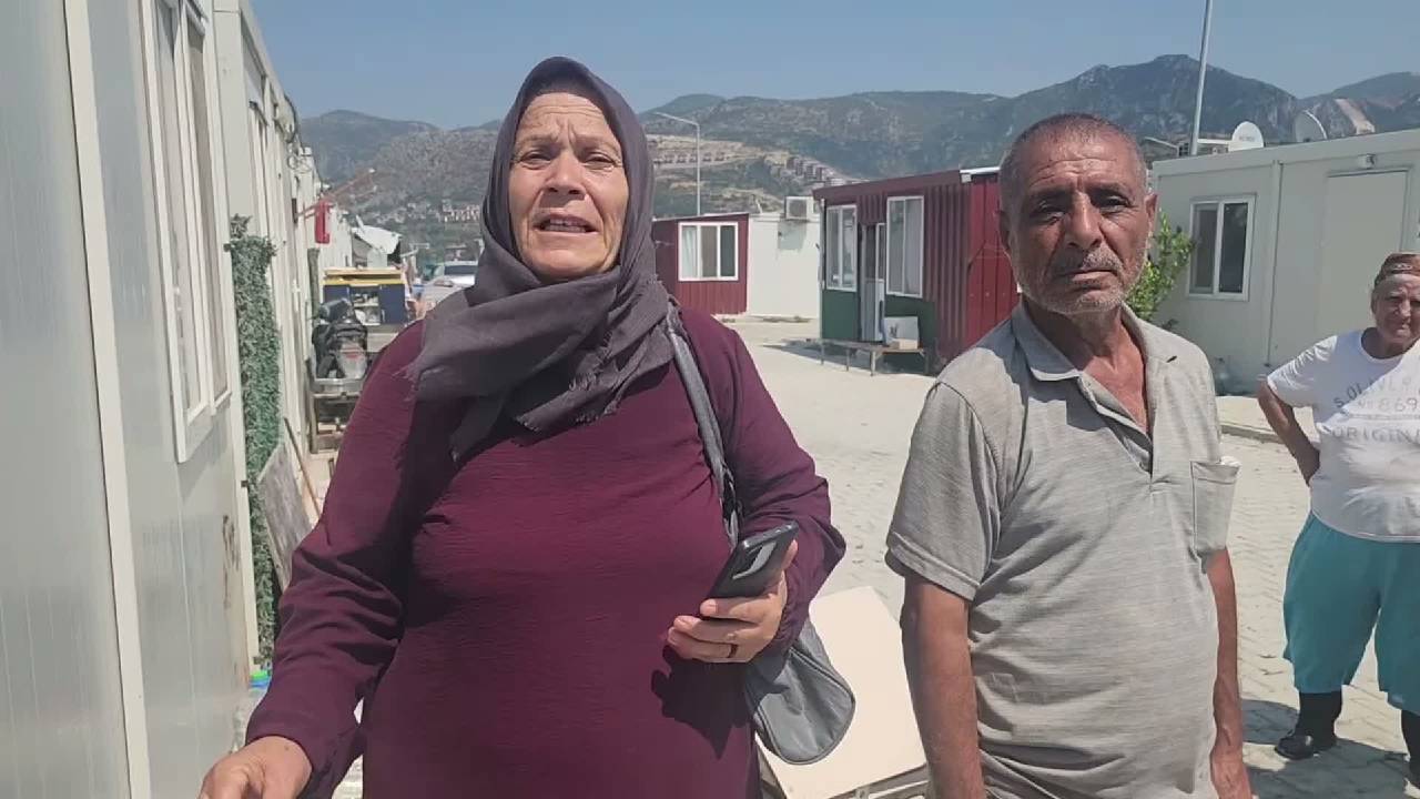 Hataylı depremzedeyi konteynerden çıkın diye tehdit etmişler